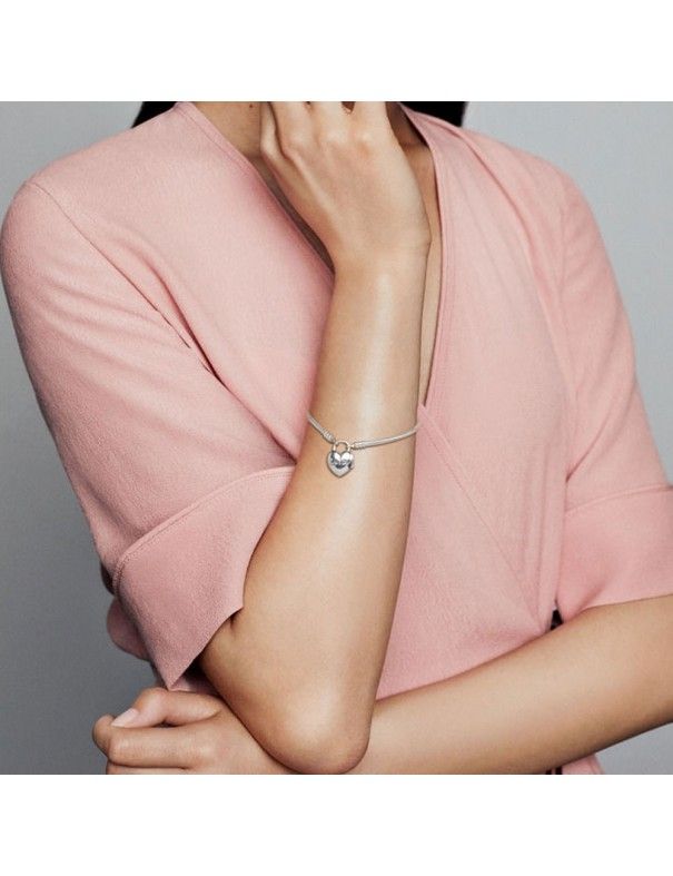 Pulsera Pandora Rígida Moment Corazón Amado 597806-17