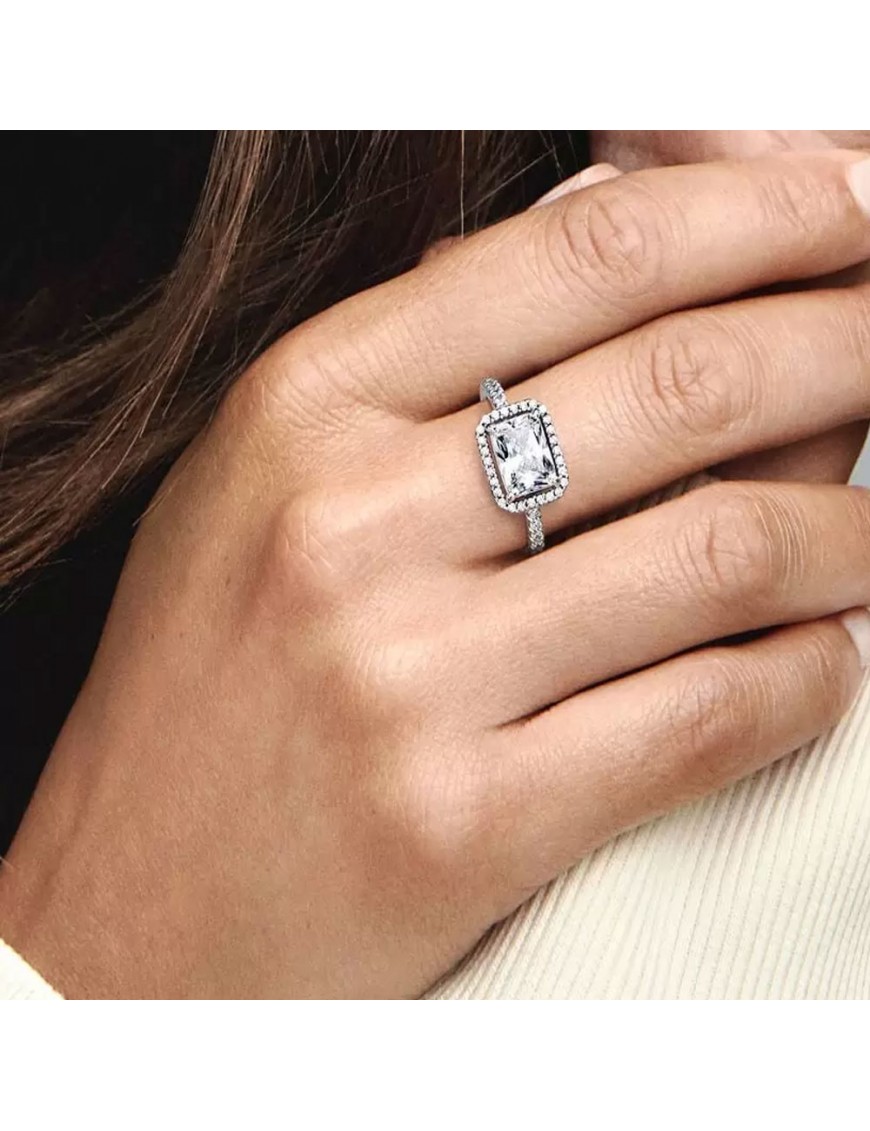 Anillo Pandora Halo Rectangular Brillante 192391C01-50
