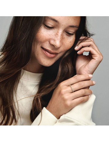 Anillo Pandora Banda Brillante 162999C01-56