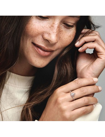 Anillo Pandora Halo Brillante corte pera 182835C01-50