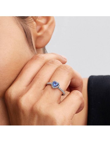 Anillo Pandora Corazón Azul en Relieve Brillante 198421C05-58