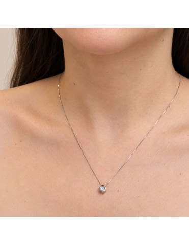 Collar Chatón De Oro Blanco Con Diamante De Laboratorio 0,11 Quilates CG060848-OB