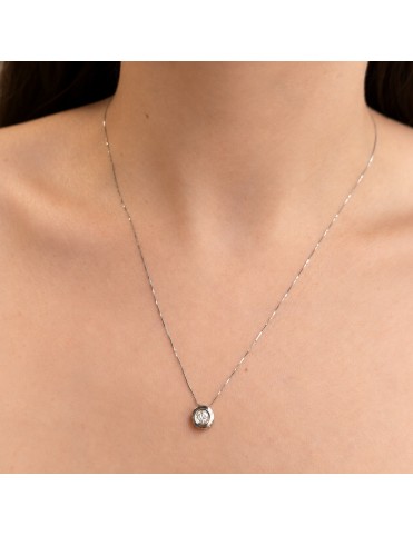 Collar Chatón De Oro Blanco Con Diamante De Laboratorio 0,20 Quilates CG060850